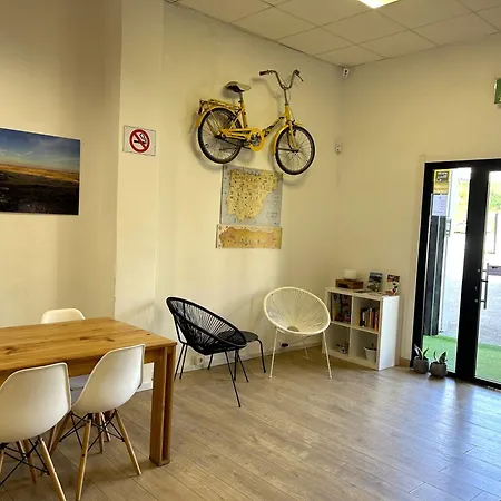 بيت شباب Scq *